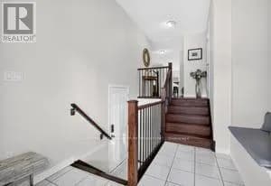 7 PICKETT PLACE — photo 4 of 50