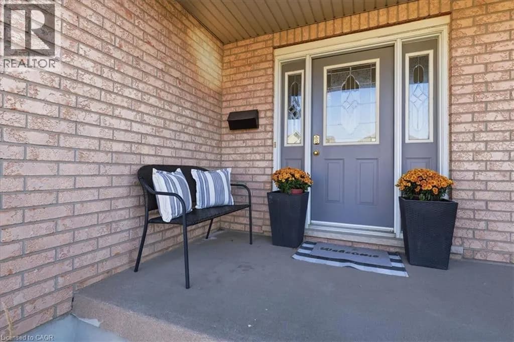 382 MOUNTAIN LAUREL Crescent — photo 3 of 42