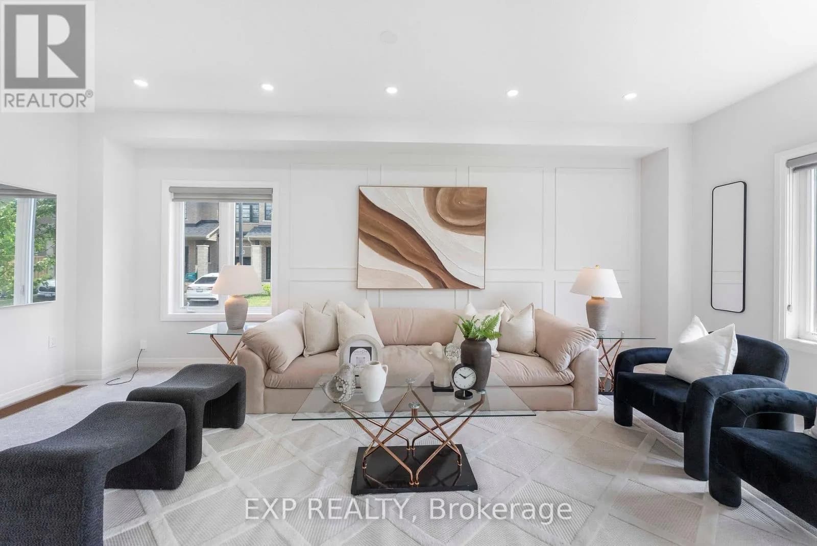 20 - 520 GREY STREET — photo 2 of 32
