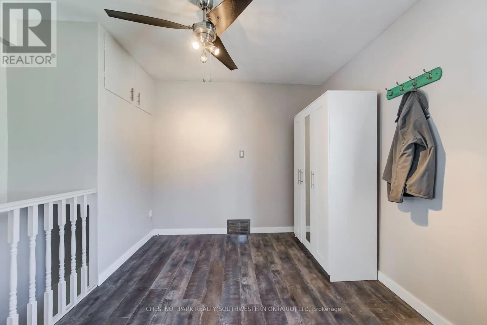 1243 WHITLEY STREET — photo 5 of 49