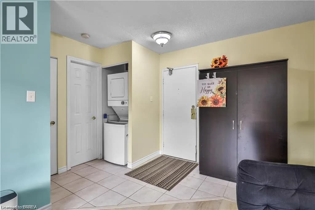 793 COLBORNE Street E Unit# 104 — photo 5 of 16