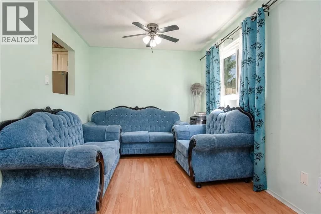 304 BLUEVALE Street N Unit# C — photo 2 of 40