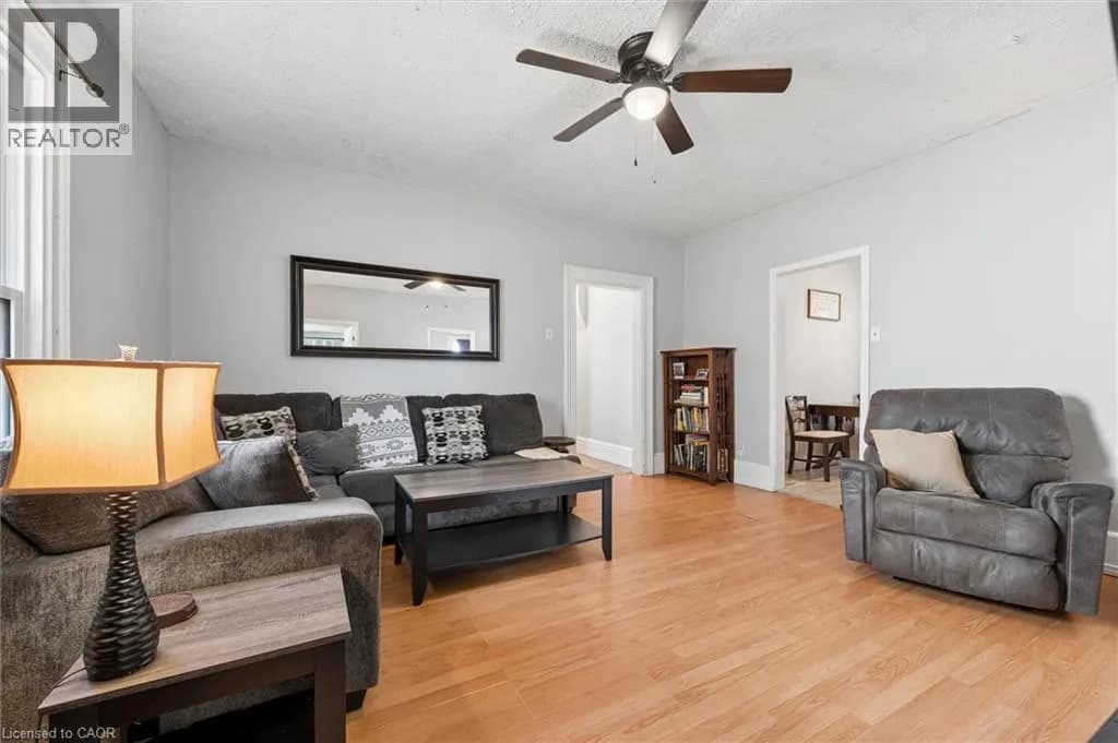 38 GLENMORRIS Street — photo 5 of 24