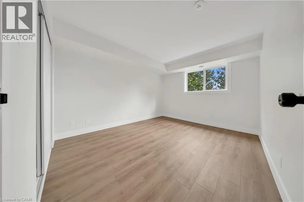 3085 KINGSWAY Drive Unit# 21 — photo 3 of 50
