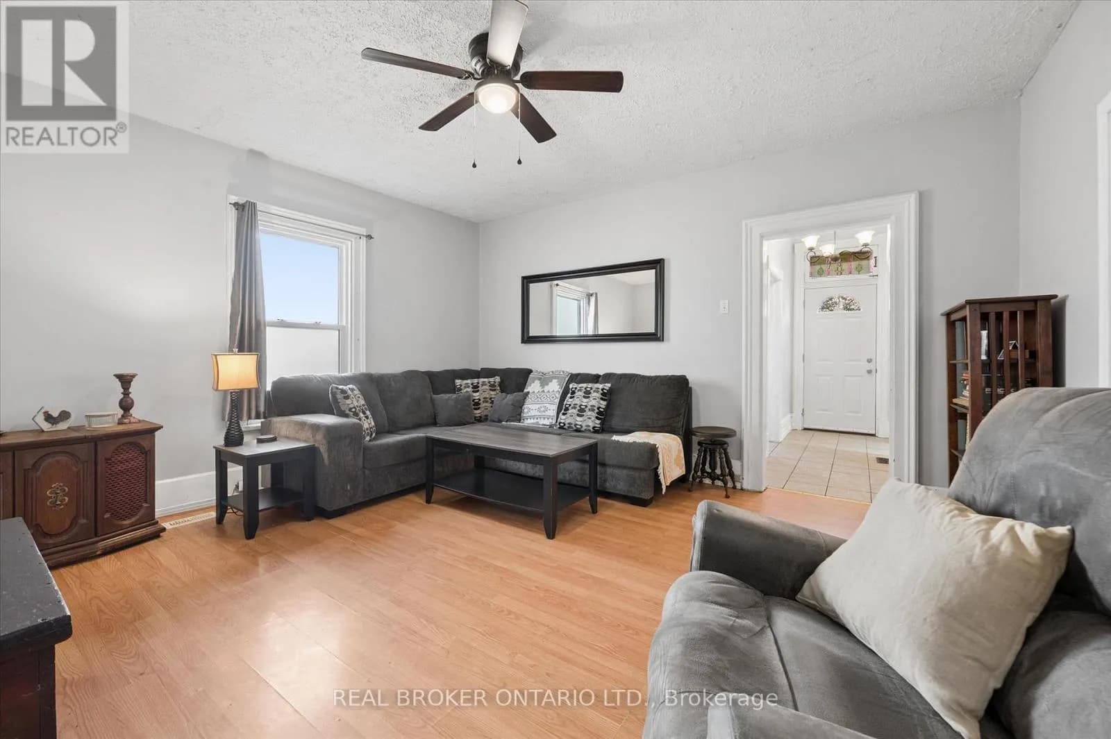 38 GLENMORRIS STREET — photo 4 of 24