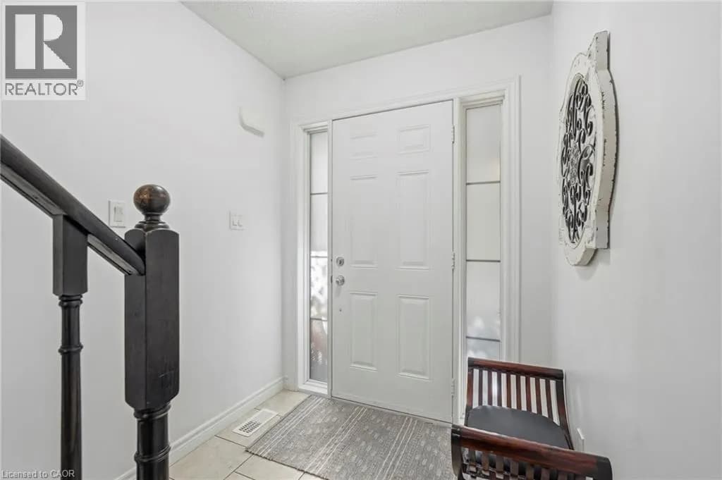 20 MCCONKEY Crescent Unit# 113 — photo 3 of 31