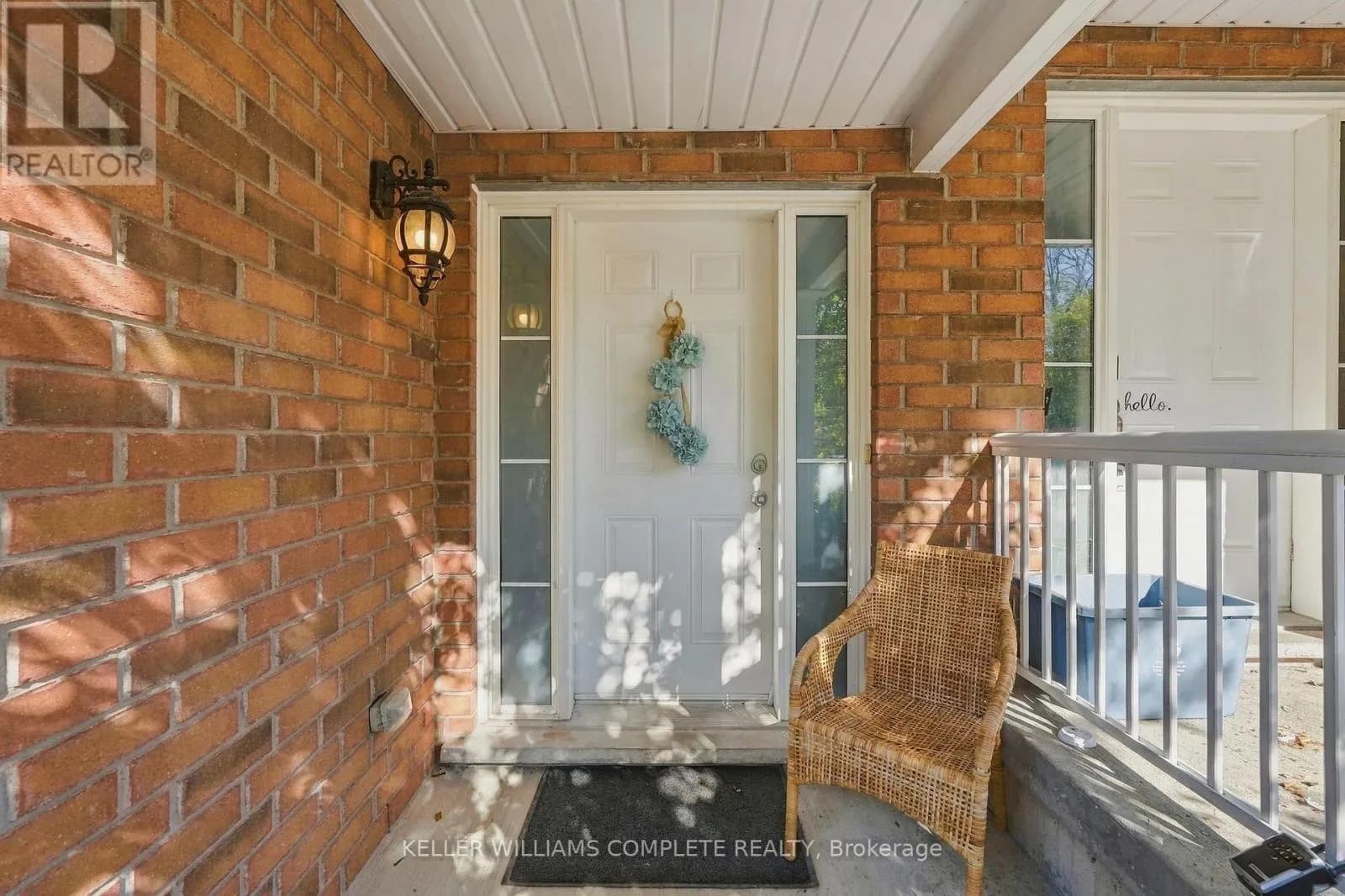 113 - 20 MCCONKEY CRESCENT — photo 2 of 31