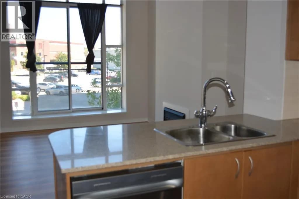 410 KING Street W Unit# 203 — photo 3 of 13