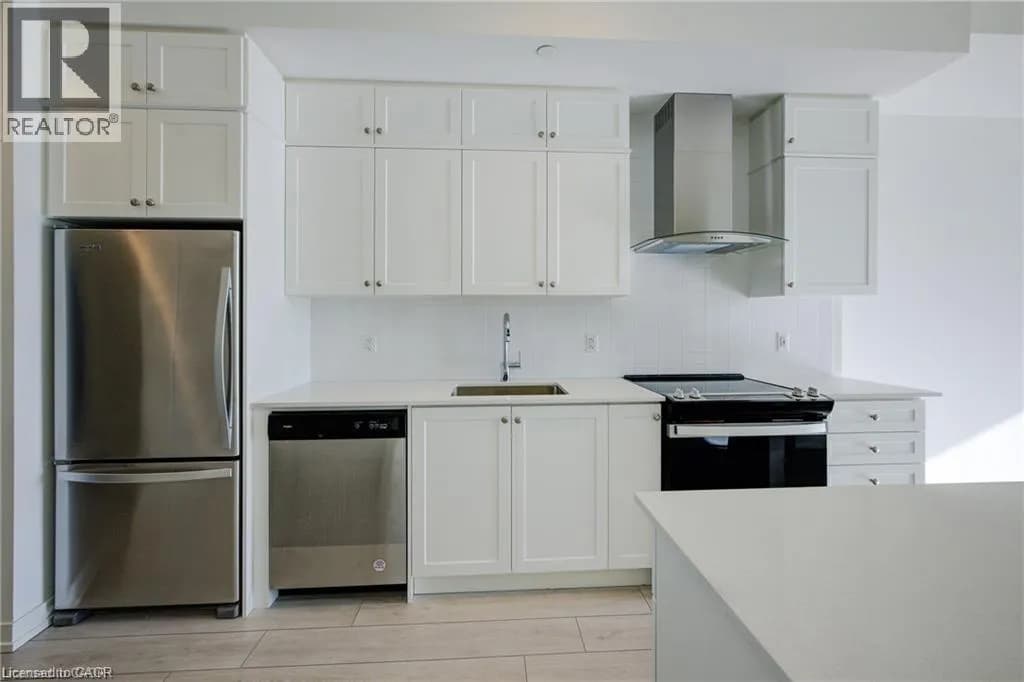 55 DUKE Street Unit# Unit #214 — photo 3 of 17