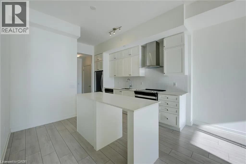55 DUKE Street Unit# Unit #214 — photo 4 of 17