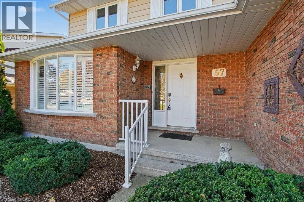 57 TRAILVIEW Drive — photo 4 of 46