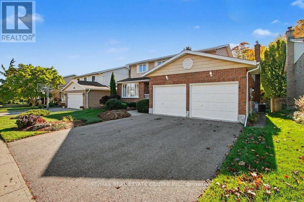 57 TRAILVIEW DRIVE — photo 3 of 46
