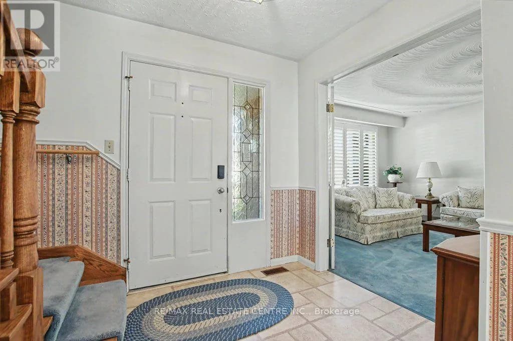 57 TRAILVIEW DRIVE — photo 5 of 46