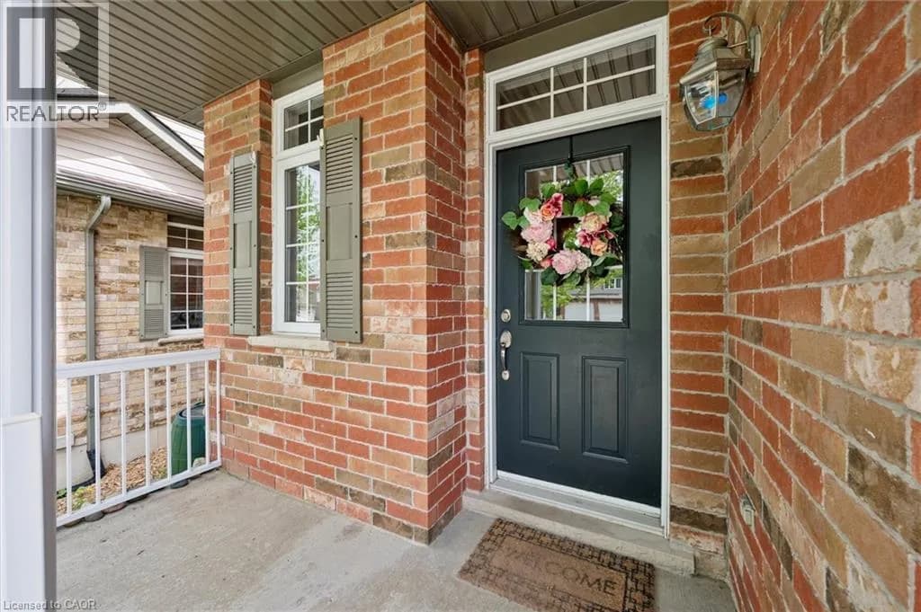 973 CREEKSIDE Drive — photo 5 of 40