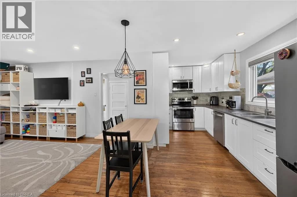112 WILKES Street — photo 5 of 50