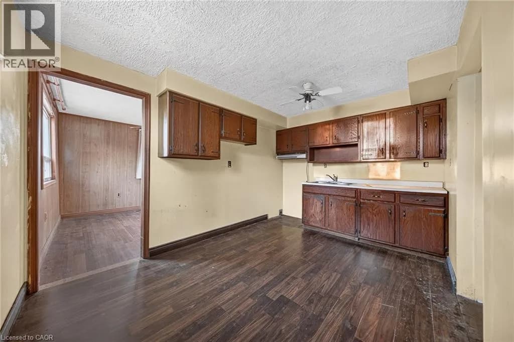 439 ALICE Avenue — photo 5 of 29