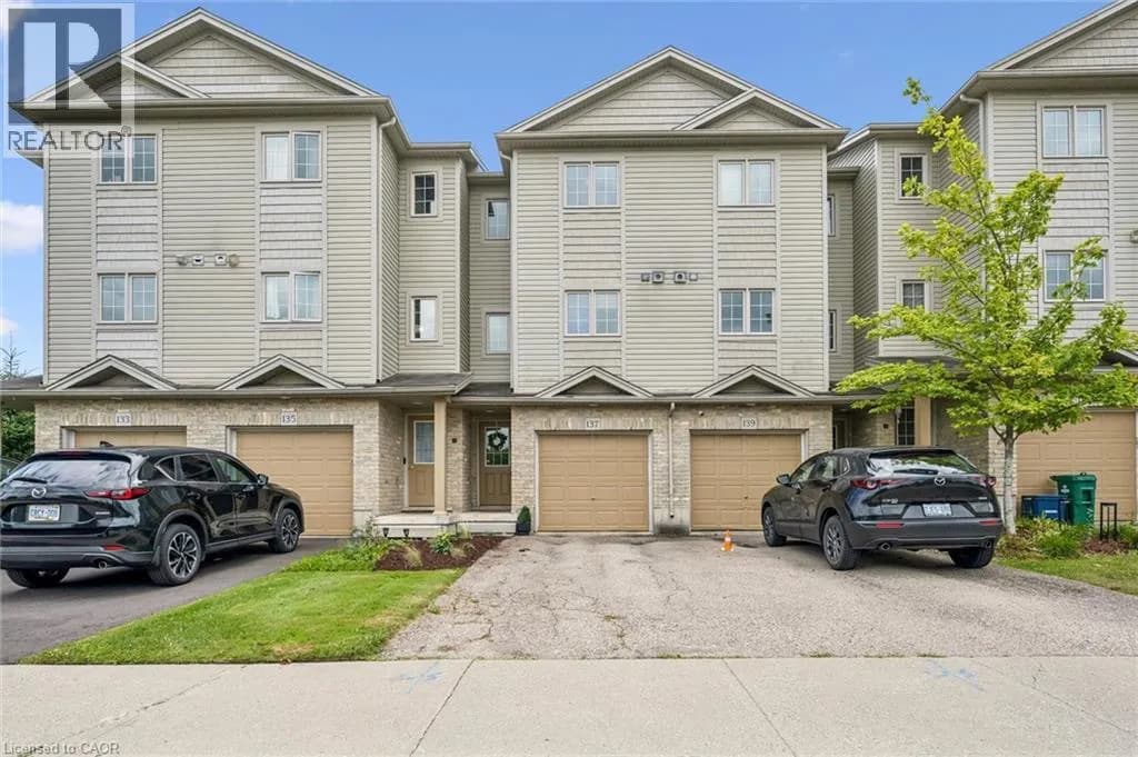 137 HIGHLAND Crescent — photo 1 of 33