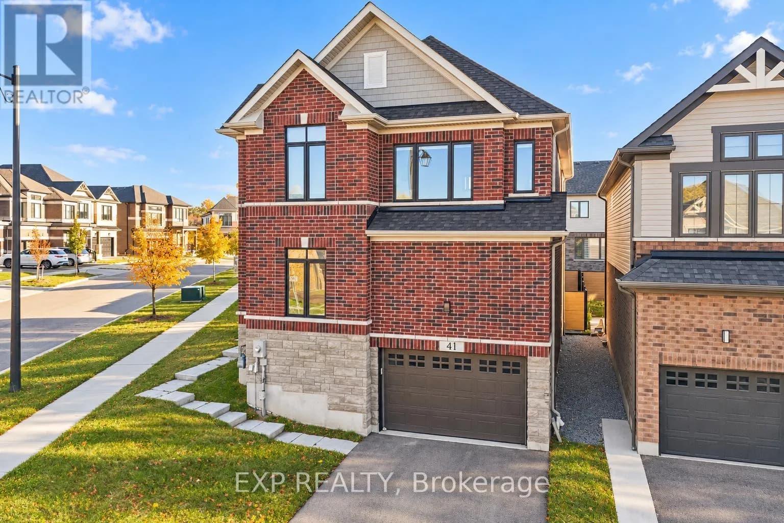 41 STEADMAN STREET — photo 3 of 32