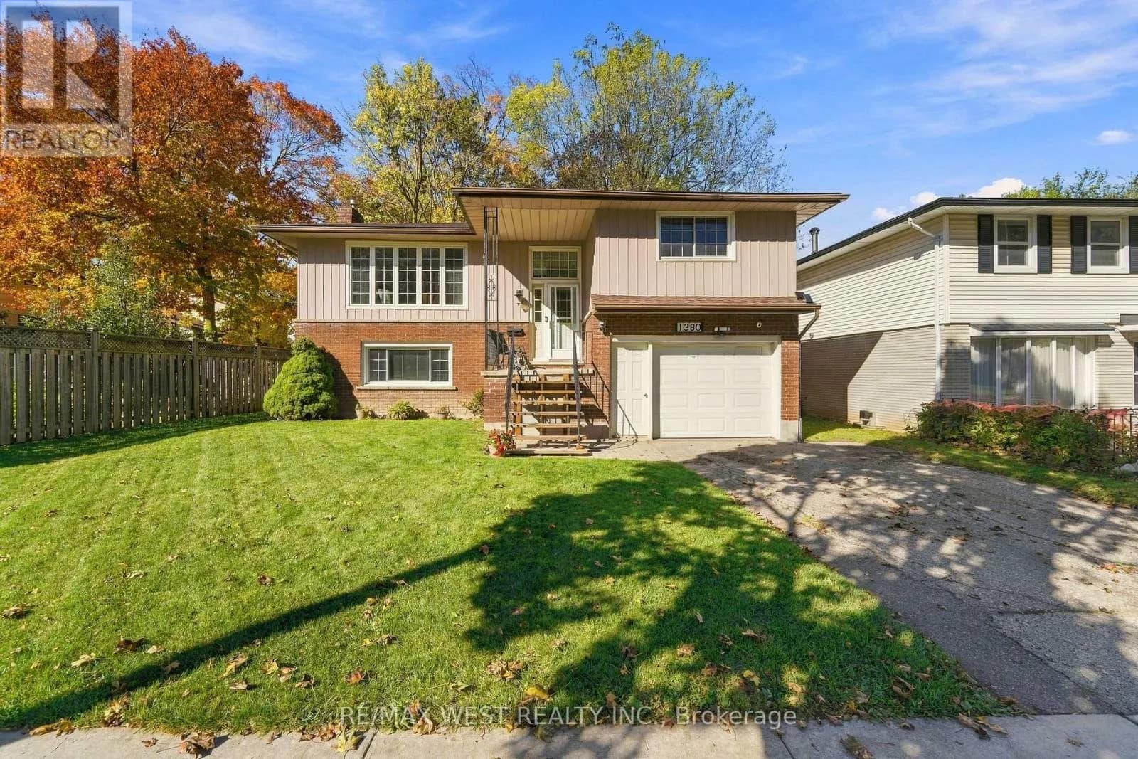 1380 QUEEN'S BOULEVARD — photo 1 of 16