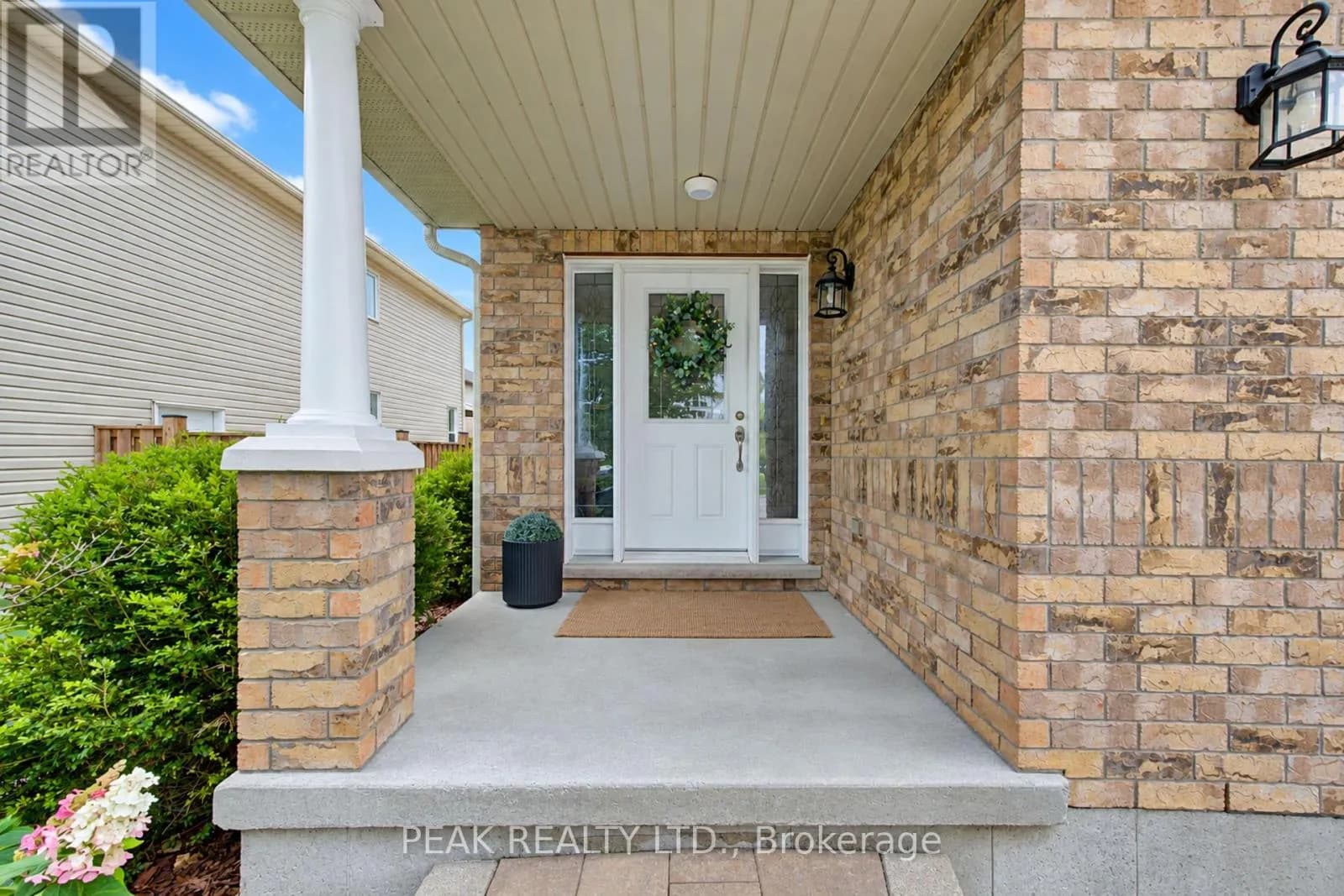 28 ROTH AVENUE — photo 3 of 50