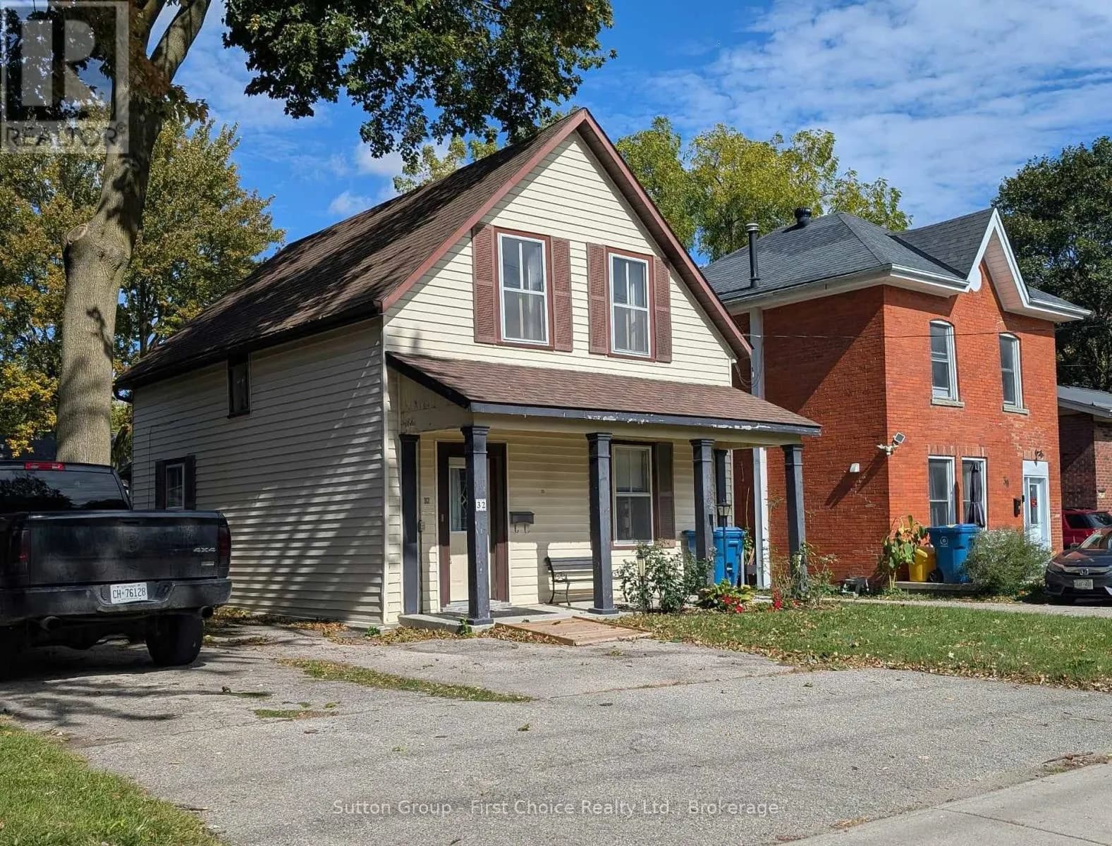 32 FALSTAFF STREET — photo 1 of 18