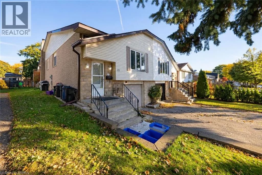 121 ASHGROVE Avenue — photo 2 of 35