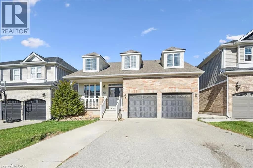 27 TRILLER Avenue — photo 3 of 48