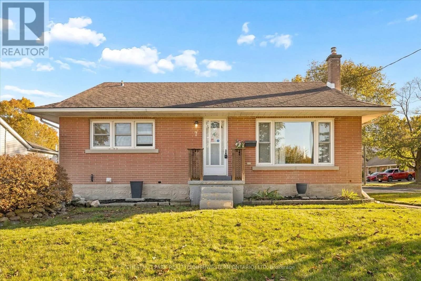 7 PRUETER AVENUE — photo 2 of 26