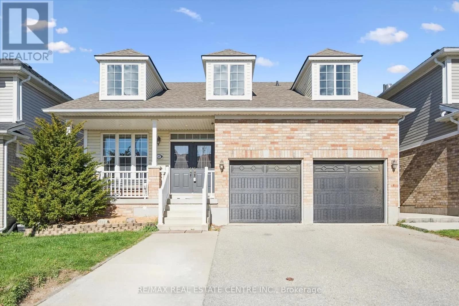 27 TRILLER AVENUE — photo 2 of 46