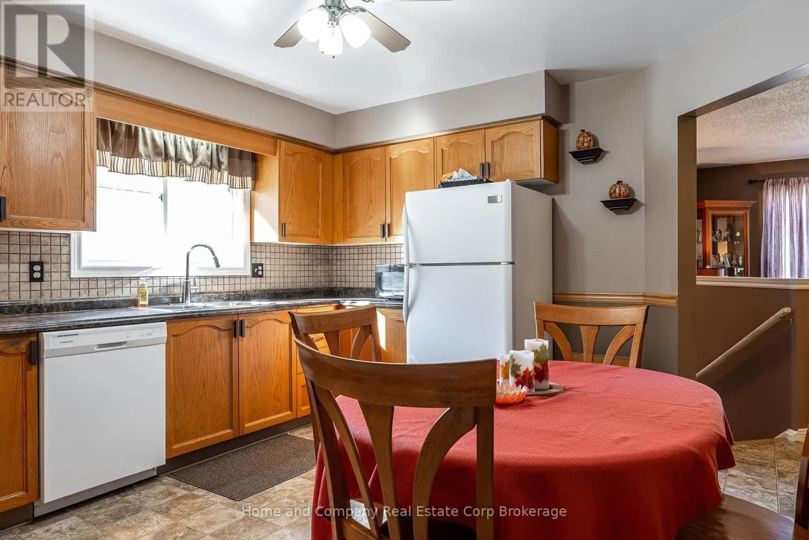 59 FALSTAFF STREET — photo 3 of 40