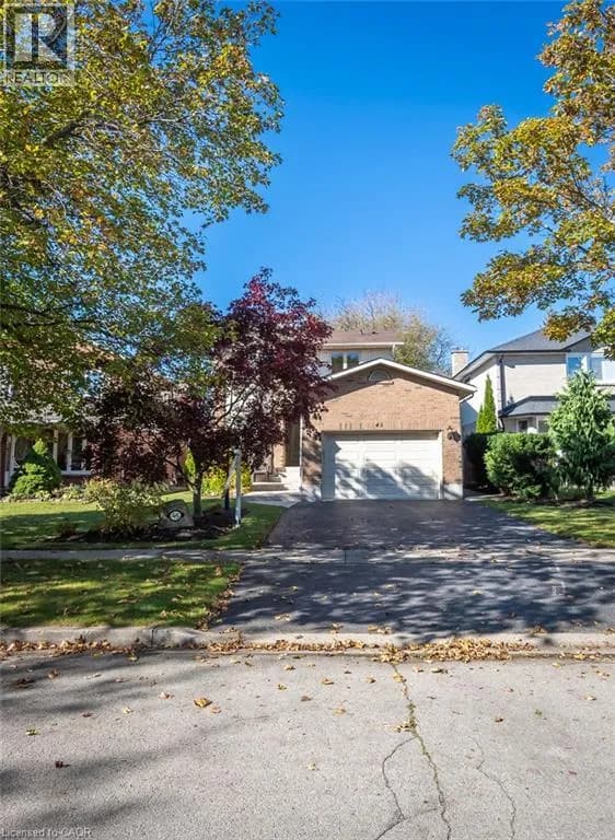 45 NISKA Drive — photo 1 of 29
