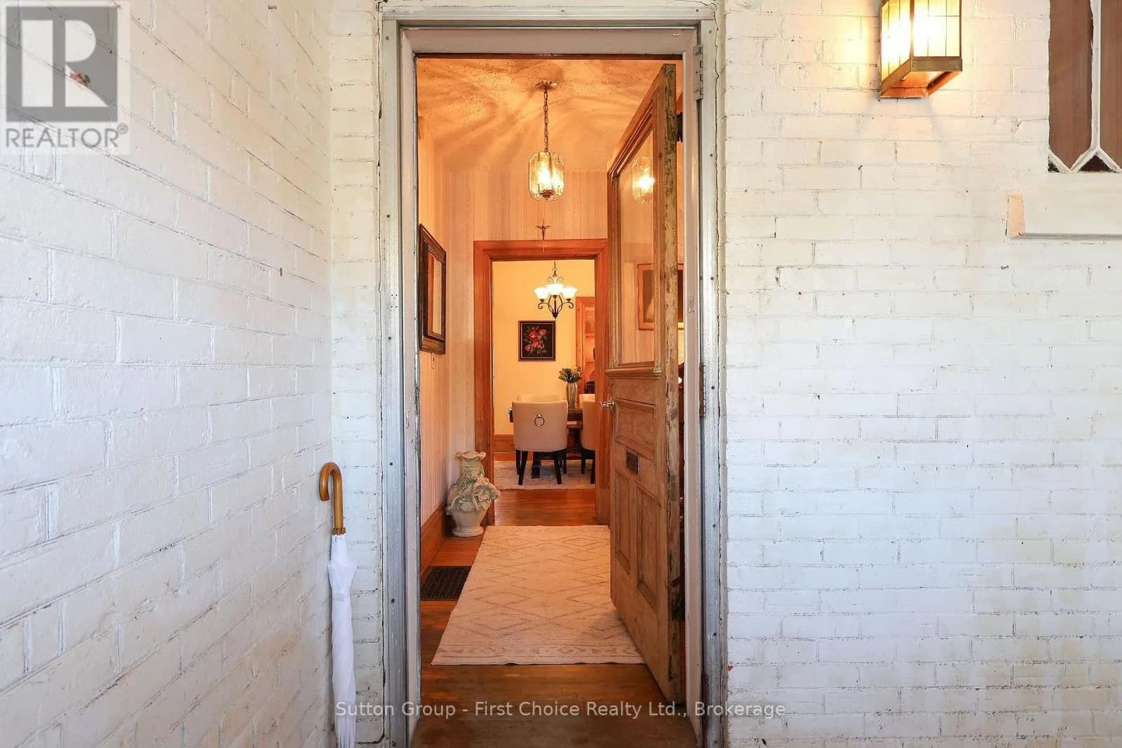 257 ONTARIO STREET — photo 4 of 50