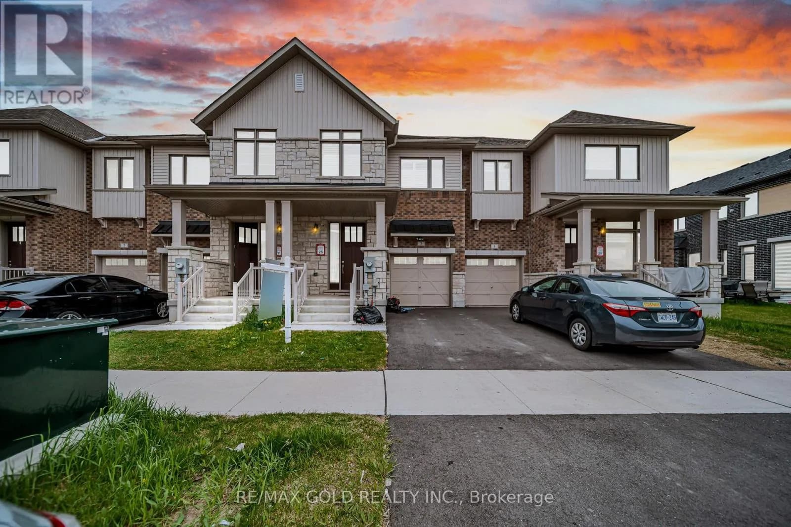 3 CAPTON STREET — photo 1 of 30