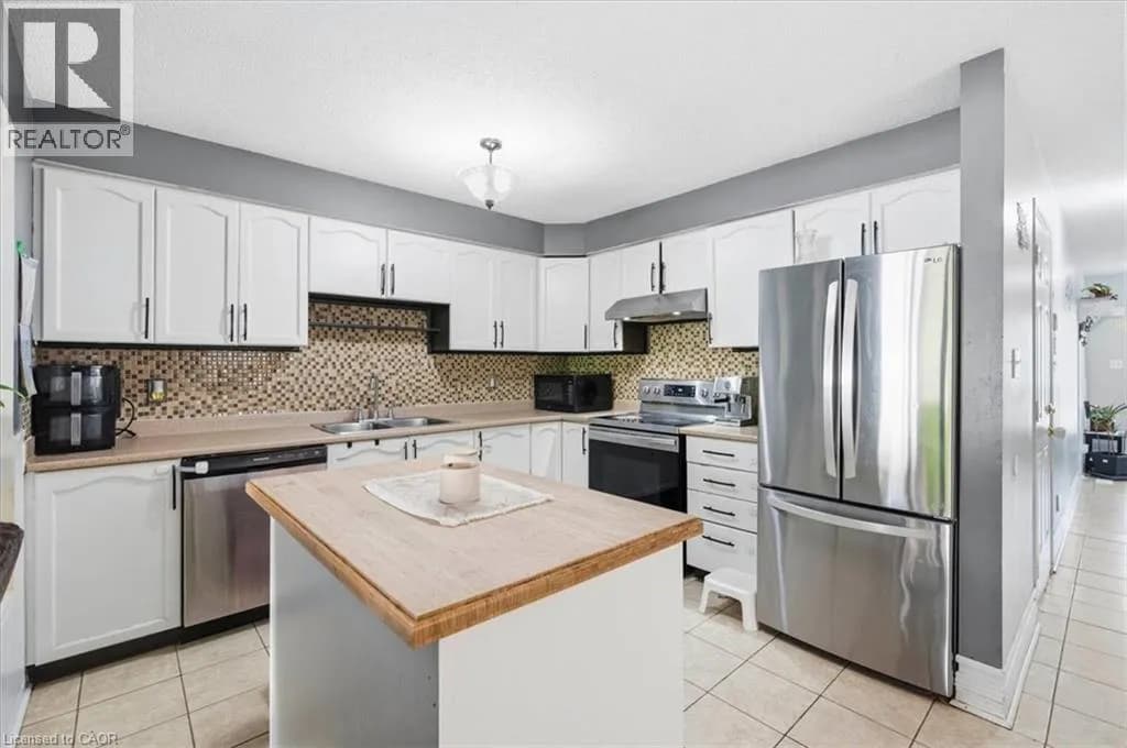 171 SIMS ESTATE Drive — photo 4 of 22