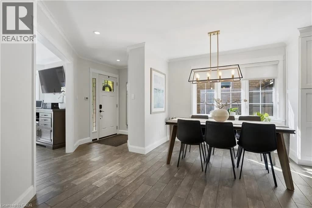 7 ROCKHAVEN Lane — photo 4 of 50