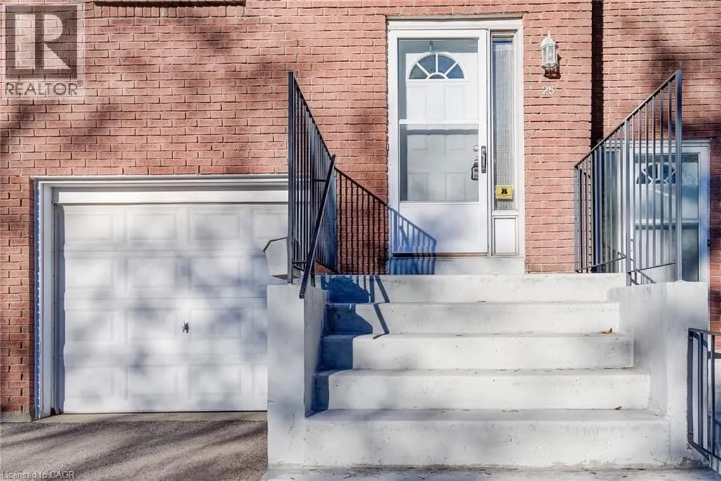 121 MORGAN Avenue Unit# 25 — photo 4 of 46