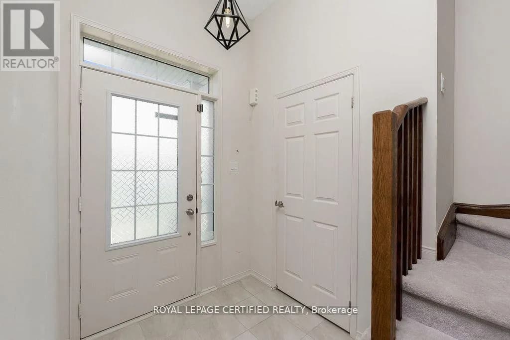 2 - 25 ELLIOT STREET E — photo 3 of 41