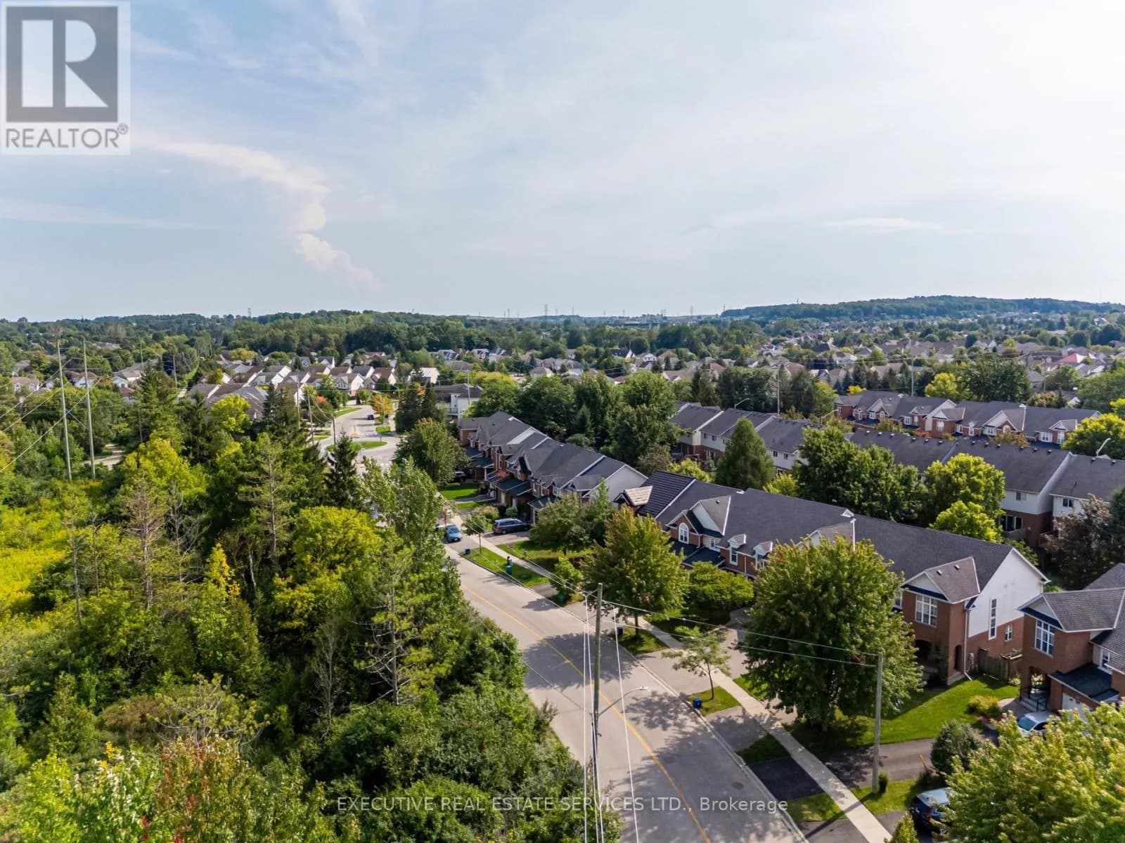 427 BEAVER CREEK ROAD — photo 4 of 50