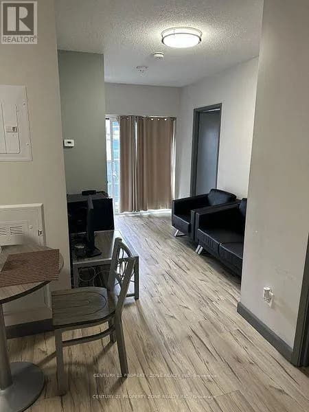 162 - 258A SUNVIEW STREET — photo 3 of 9