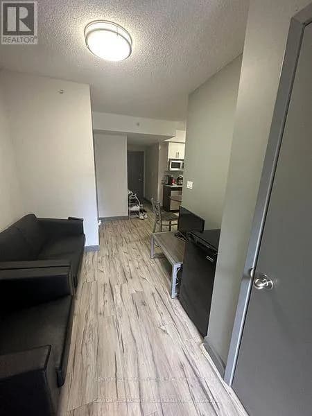 162 - 258A SUNVIEW STREET — photo 5 of 9