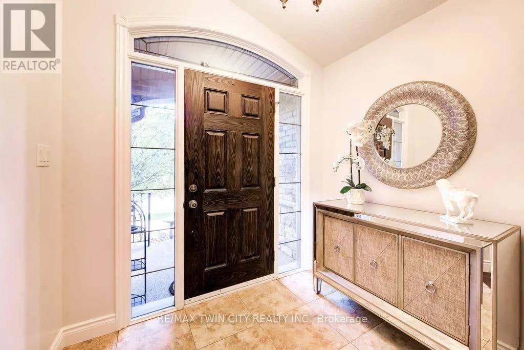 27 CORAL GABLES CRESCENT — photo 5 of 50