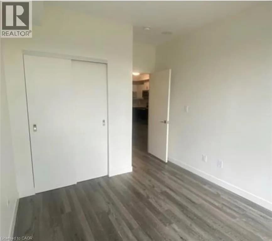 128 KING Street Unit# 911 — photo 2 of 10