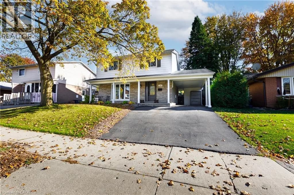 1323 QUEEN'S Boulevard — photo 1 of 49