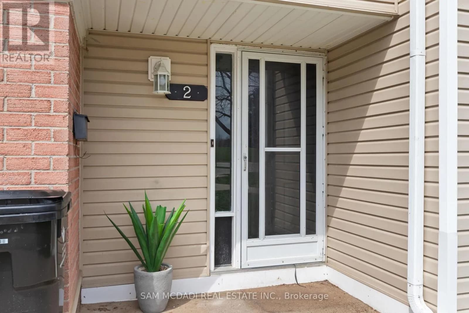 2 - 160 RITTENHOUSE ROAD — photo 2 of 27