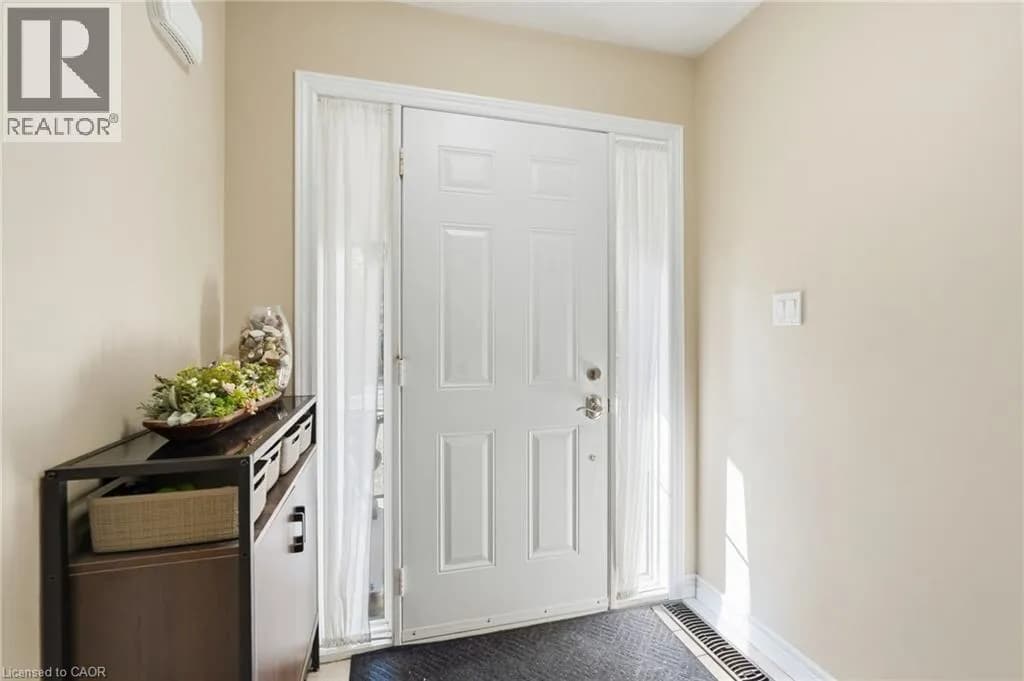20 MCCONKEY Crescent Unit# 116 — photo 4 of 32