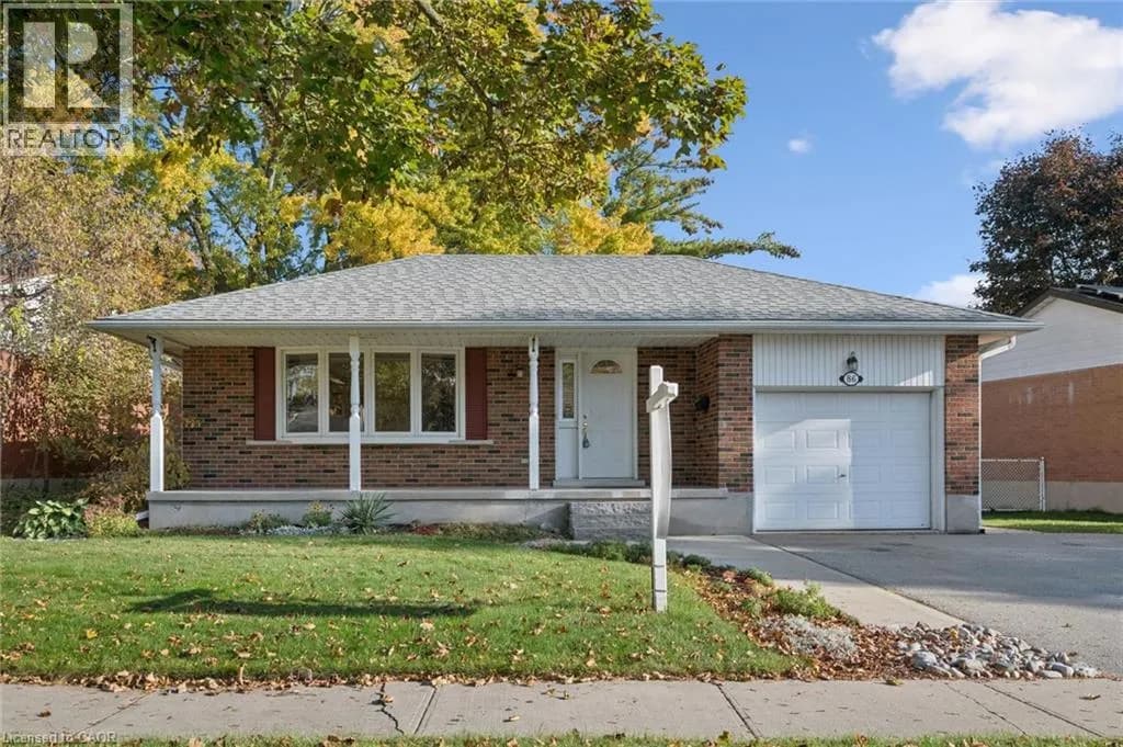 86 LOWER CANADA Crescent — photo 1 of 42