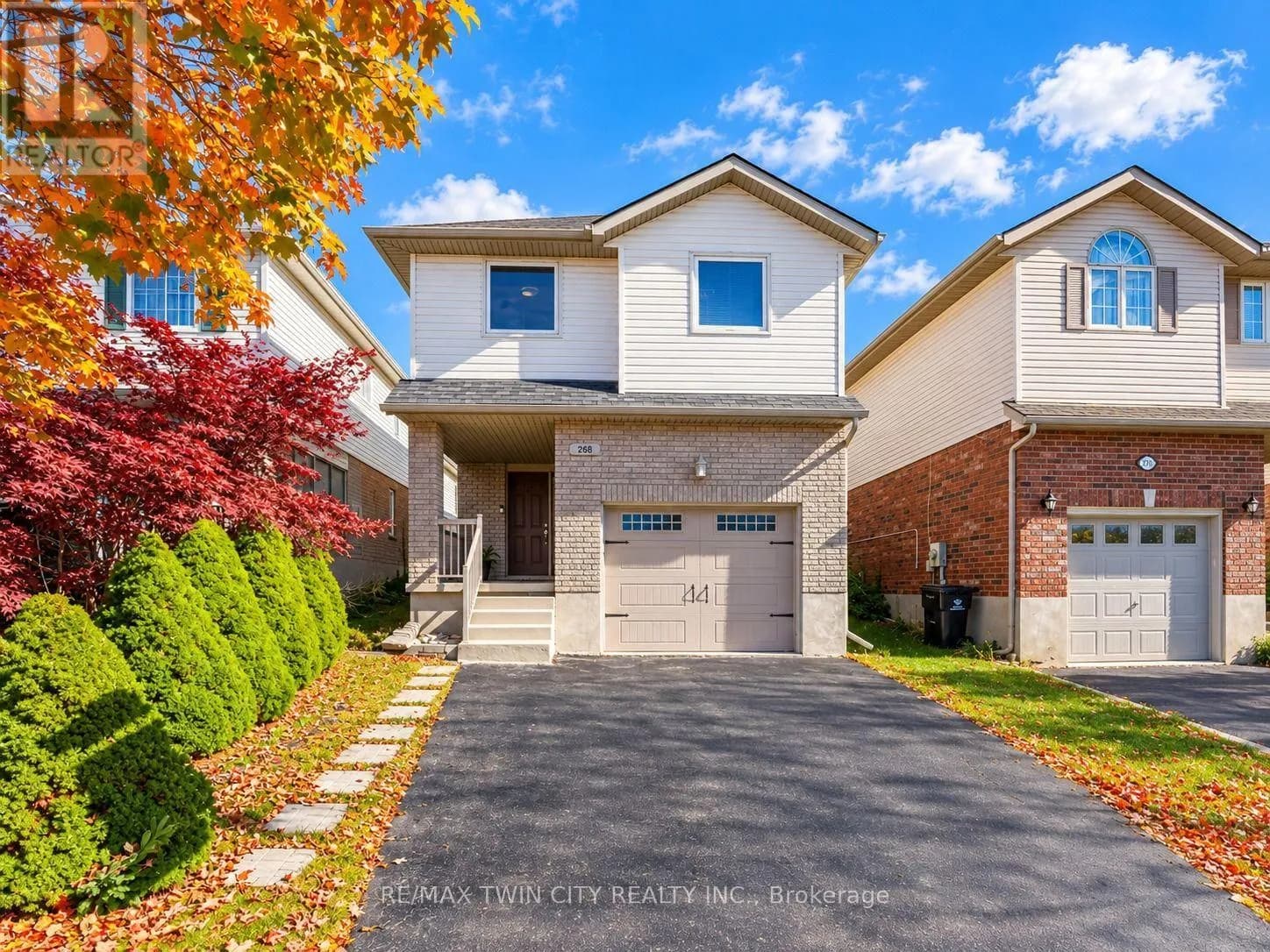 268 KEEWATIN AVENUE — photo 2 of 46