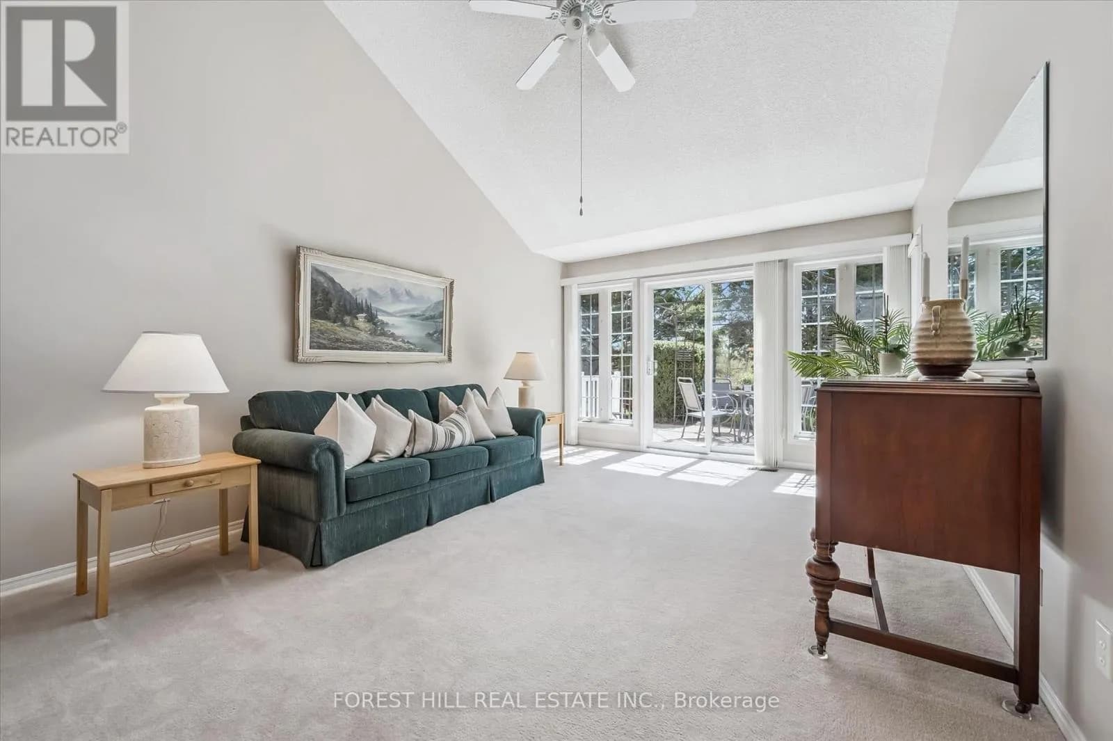 21 FOELL STREET — photo 5 of 29