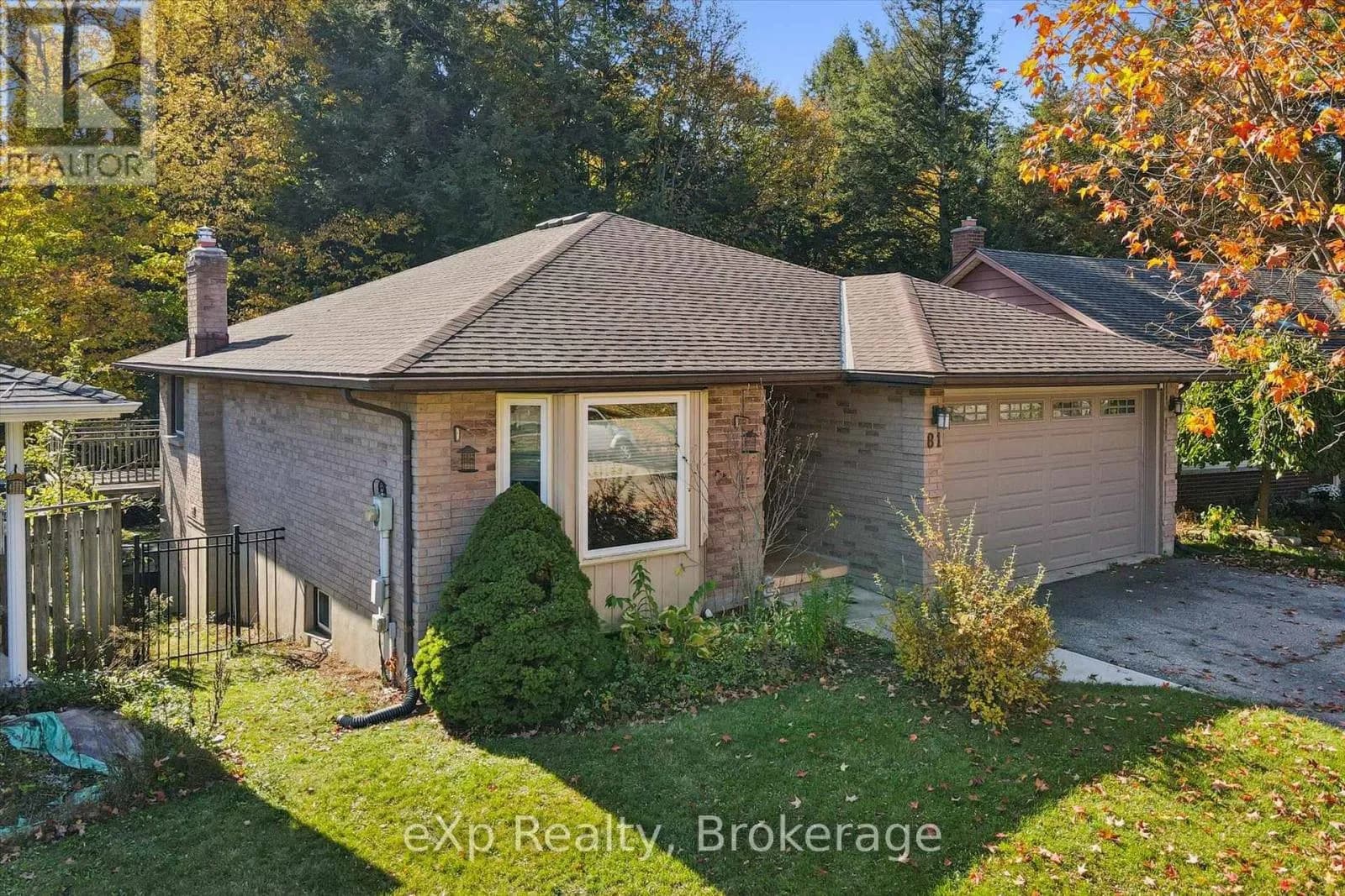 81 SABRINA CRESCENT — photo 1 of 45