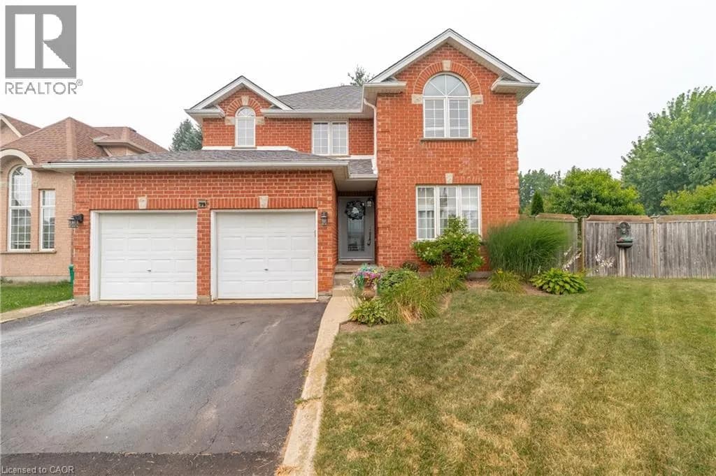 79 BEAVERBROOK Crescent — photo 1 of 50